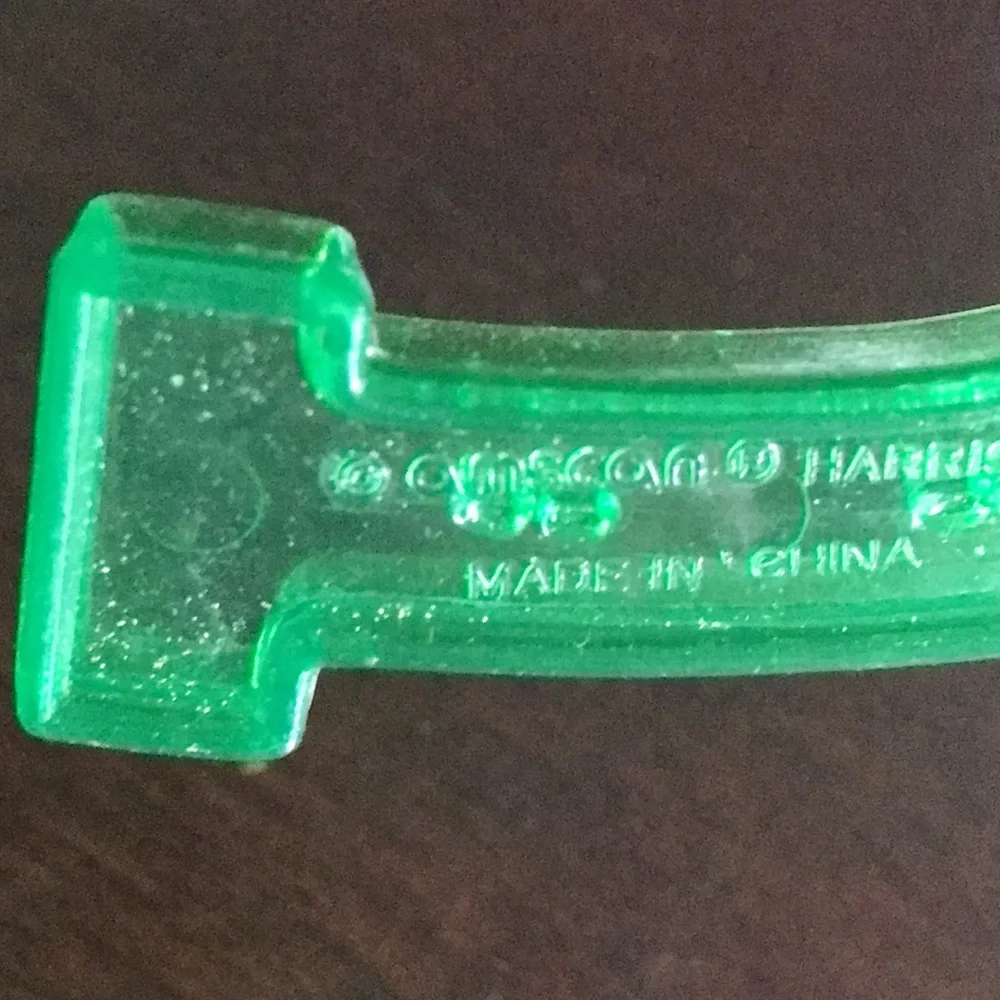 Amscan Vintage Green St. Patrick’s Day Lot 4 Cookie Cutters and Metal Shamrock